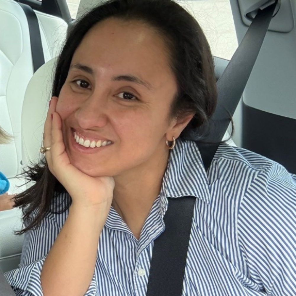 Meet your Posher, Yudith